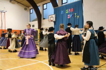 Otroci Osnovne šole Marije Vere Mi smo svet, mi smo otroci (45)